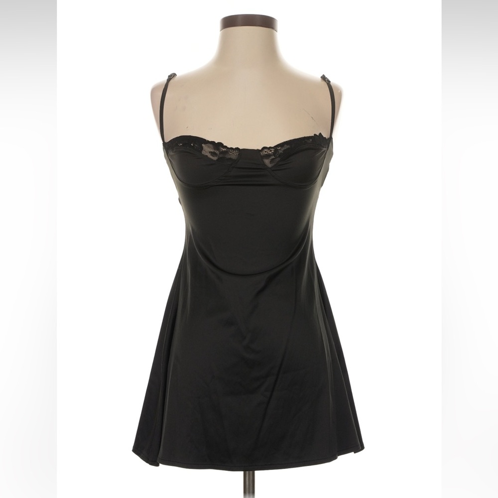 12th Tribe Candace Dress in Black - Size S - Picture 4 of 8